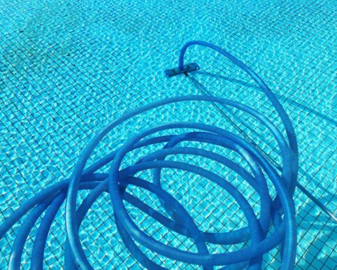 pool cleaner hose and vacuum head under the water